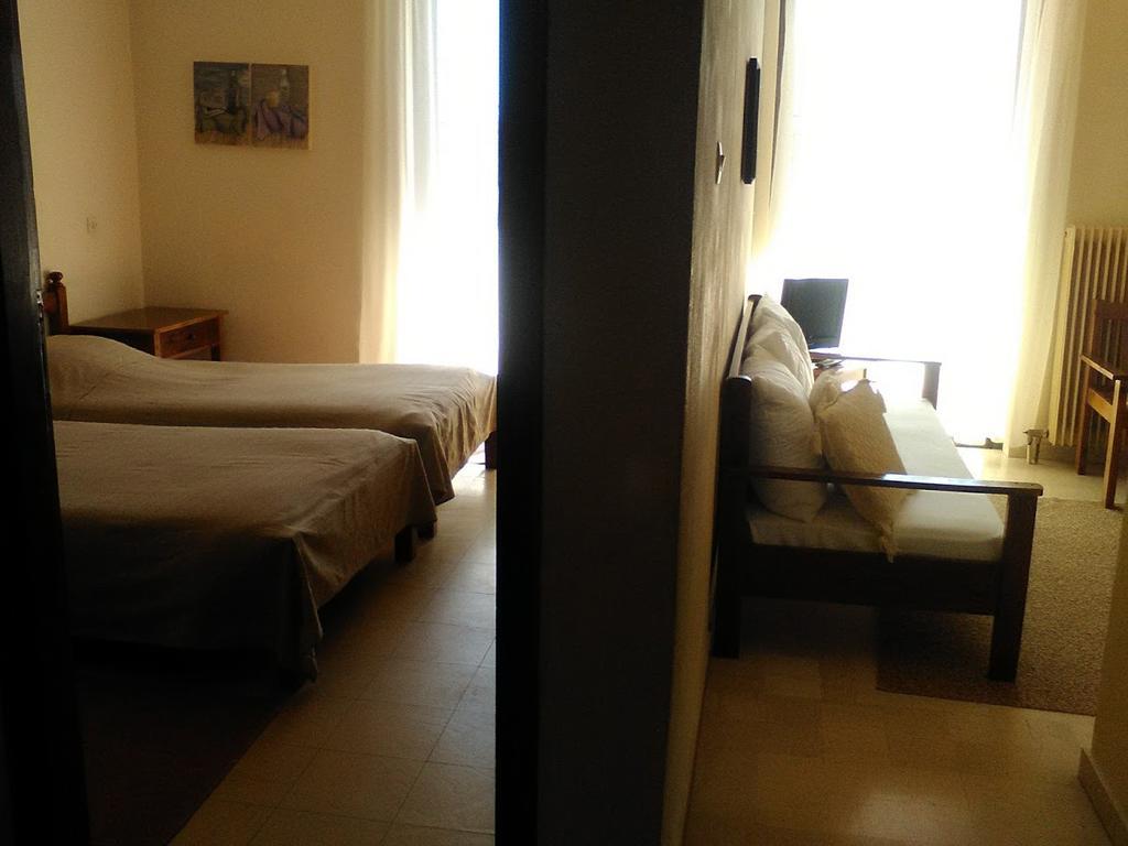 Aparthotel Iliahtides Amarynthos Eksteriør billede